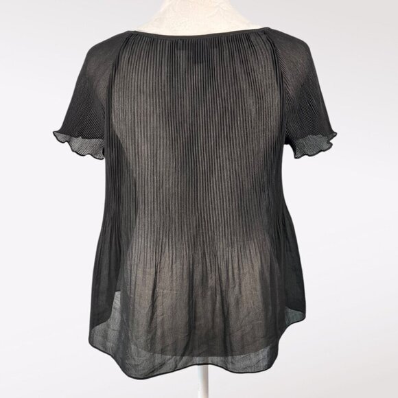 Banana Republic Black Short Sleeve Pleated Blouse Petite XXS - Picture 6 of 9
